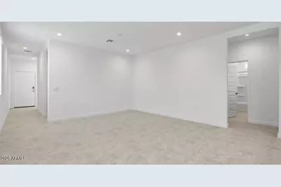 2127 W Starkey Avenue, Apache Junction, AZ 85120 - Photo 7