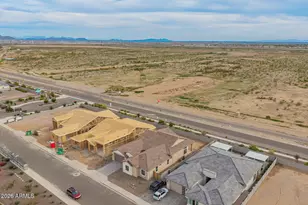 13647 W Crabapple Dr, Peoria, AZ 85383 - Photo 41