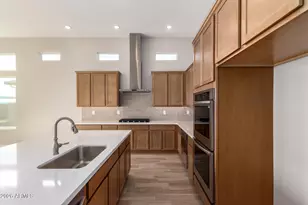 13647 W Crabapple Dr, Peoria, AZ 85383 - Photo 5