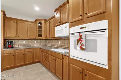 42670 W Kingfisher Drive, Maricopa, AZ 85138 - Photo 3