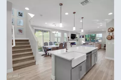8217 E Impala Avenue, Mesa, AZ 85209 - Photo 5