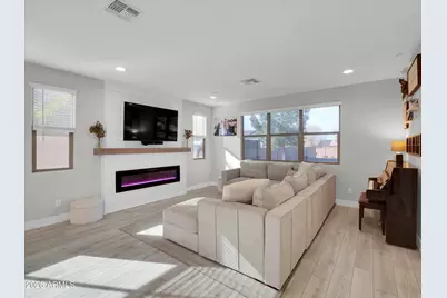 8217 E Impala Avenue, Mesa, AZ 85209 - Photo 11