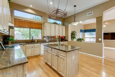 7116 S Los Feliz Drive, Tempe, AZ 85283 - Photo 9