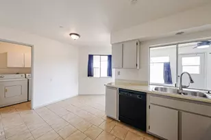 13669 N Newcastle Dr, Sun City, AZ 85351 - Photo 9