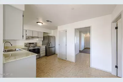 13669 N Newcastle Drive, Sun City, AZ 85351 - Photo 7