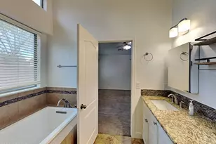 28418 N 25th Ave, Phoenix, AZ 85085 - Photo 13