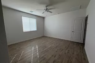 5829 E Enrose St, Mesa, AZ 85205 - Photo 25