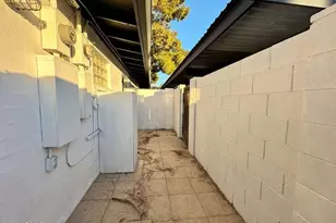 3445 N 36th St, Phoenix, AZ 85018 - Photo 7