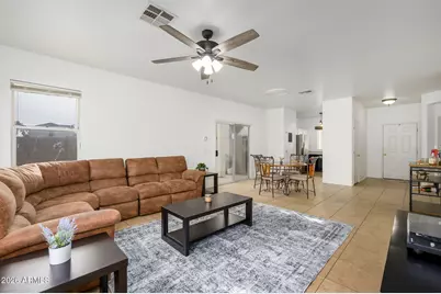 676 E Mariposa Place, Chandler, AZ 85225 - Photo 7