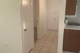 10436 W Deanne Dr, Sun City, AZ 85351 - Photo 11