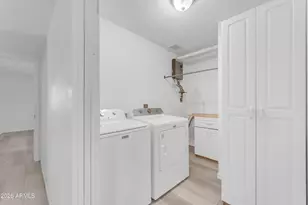 1852 N Saffron Cir, Mesa, AZ 85205 - Photo 17