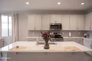 814 S 109th Ave, Avondale, AZ 85323 - Photo 11