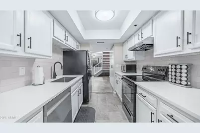 2615 N Hayden Road #114, Scottsdale, AZ 85257 - Photo 1