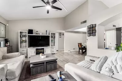 915 W Diamond Drive, Tempe, AZ 85283 - Photo 5