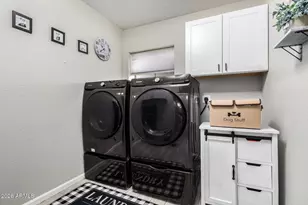 915 W Diamond Dr, Tempe, AZ 85283 - Photo 25