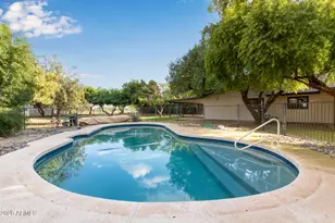 7341 N 181st Ave, Waddell, AZ 85355 - Photo 33