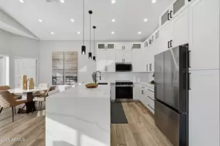 19048 N 37th Pl, Phoenix, AZ 85050 - Photo 23