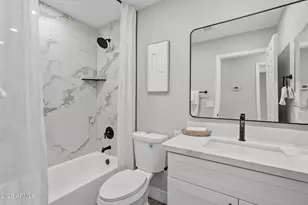 19048 N 37th Pl, Phoenix, AZ 85050 - Photo 11