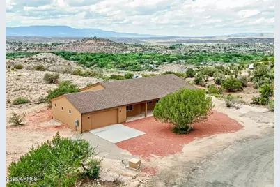 4695 E Kerry Drive, Rimrock, AZ 86335 - Photo 1