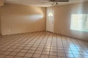 8010 W Westview Dr, Phoenix, AZ 85033 - Photo 5