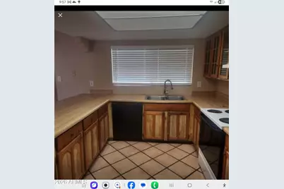 8010 W Westview Drive, Phoenix, AZ 85033 - Photo 9