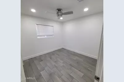 3609 W Denton Lane, Phoenix, AZ 85019 - Photo 17