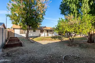 301 E Desert Ln, Gilbert, AZ 85234 - Photo 31