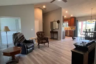 8708 W Golden Ln, Peoria, AZ 85345 - Photo 7