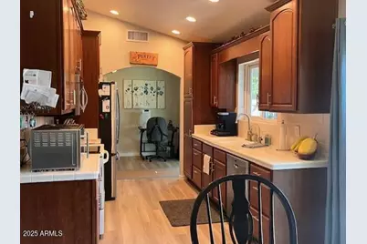 8708 W Golden Lane, Peoria, AZ 85345 - Photo 9