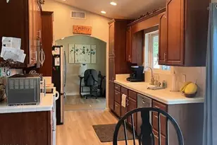 8708 W Golden Ln, Peoria, AZ 85345 - Photo 9