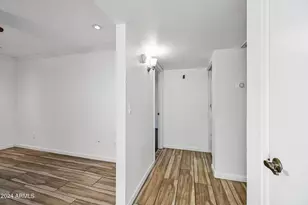 10610 S 48th St, Phoenix, AZ 85044 - Photo 13