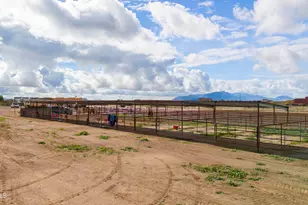 46109 W J-1 Ranch Rd, Wickenburg, AZ 85390 - Photo 29