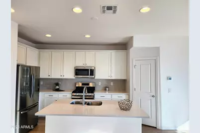 4240 S 58th Avenue, Phoenix, AZ 85043 - Photo 7