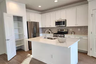 4240 S 58th Ave, Phoenix, AZ 85043 - Photo 3