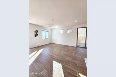 4240 S 58th Avenue, Phoenix, AZ 85043 - Photo 5