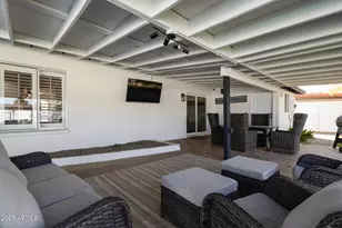 11826 N 38th Pl, Phoenix, AZ 85028 - Photo 31