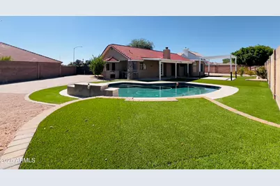 625 N 38th Street N, Mesa, AZ 85205 - Photo 1