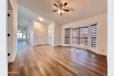 625 N 38th Street N, Mesa, AZ 85205 - Photo 3