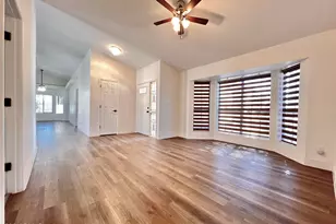 625 N 38th Street N, Mesa, AZ 85205 - Photo 3