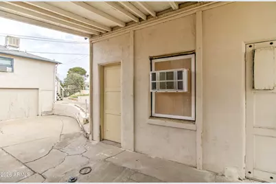 877 E Sycamore Street, Globe, AZ 85501 - Photo 33