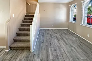 5319 W Burton Dr, Phoenix, AZ 85043 - Photo 9