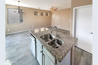 5319 W Burton Drive, Phoenix, AZ 85043 - Photo 13