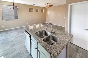 5319 W Burton Dr, Phoenix, AZ 85043 - Photo 13