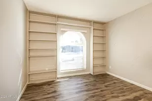 7642 N 46th Ave, Glendale, AZ 85301 - Photo 17