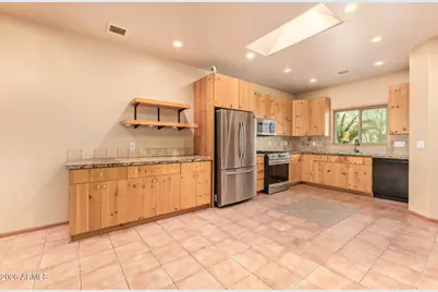 15137 S Moon Valley Road, Arizona City, AZ 85123 - Photo 11