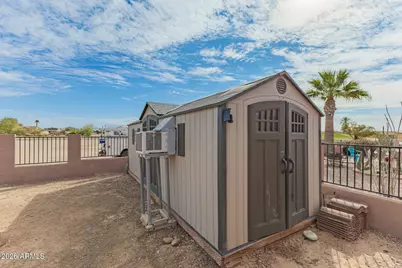 15137 S Moon Valley Road, Arizona City, AZ 85123 - Photo 33