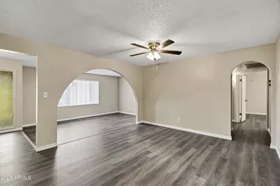 1645 W Nido Avenue, Mesa, AZ 85202 - Photo 11