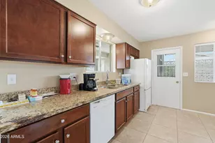 10365 W Pinehurst Dr, Sun City, AZ 85351 - Photo 9