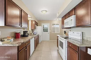 10365 W Pinehurst Dr, Sun City, AZ 85351 - Photo 7