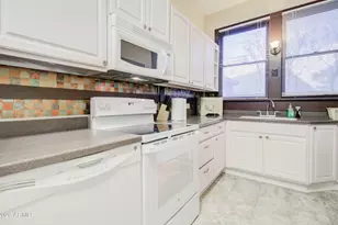 385 S Broad St, Globe, AZ 85501 - Photo 15